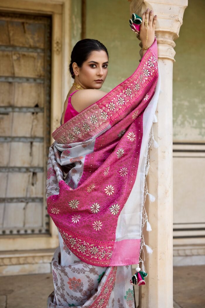 Banarasi Buta Saree