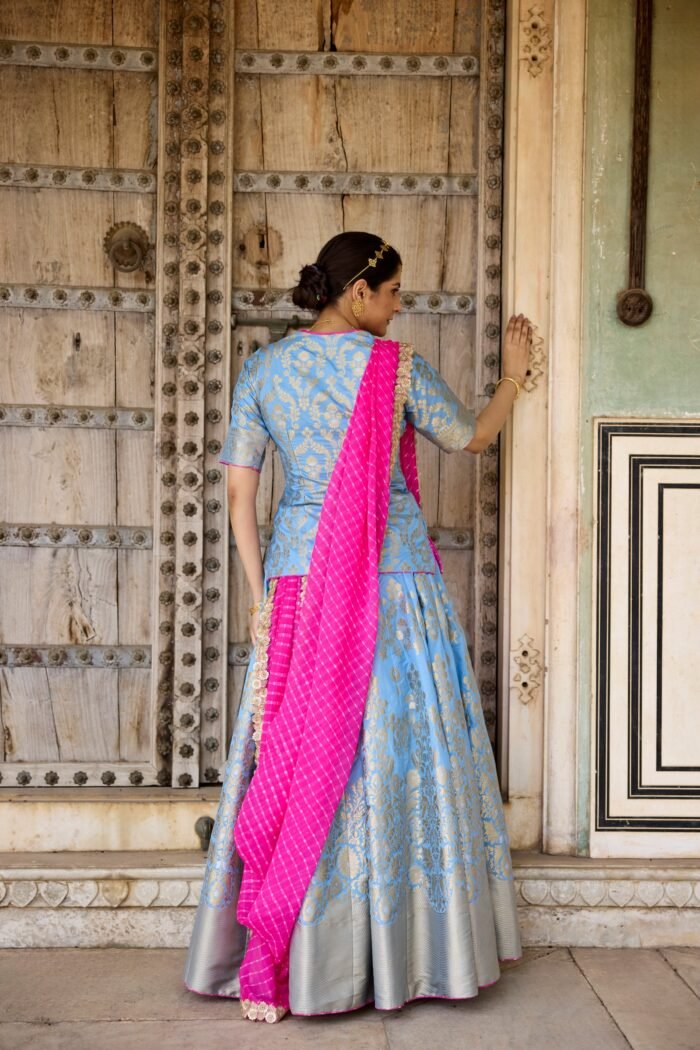 Banarasi Phool Lehenga Set