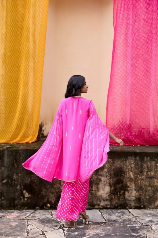 Chatak Pink Cape Set