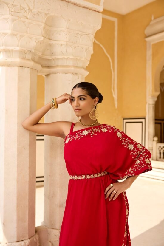 Scarlet Bandhni Cape Set