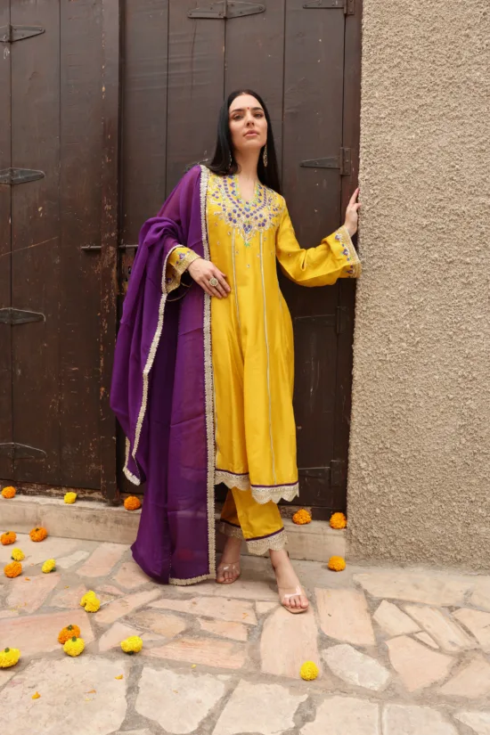 Genda Phool Kurta Set