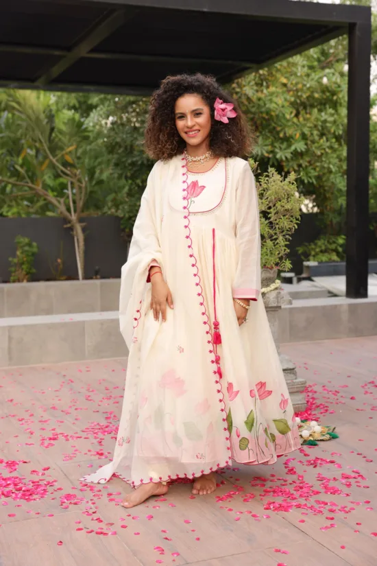 Kunj Karvi Anarkali Set