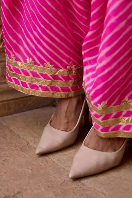 Off-White Chanderi Kali Kurta Set with Pink Leheriya Georgette salwar